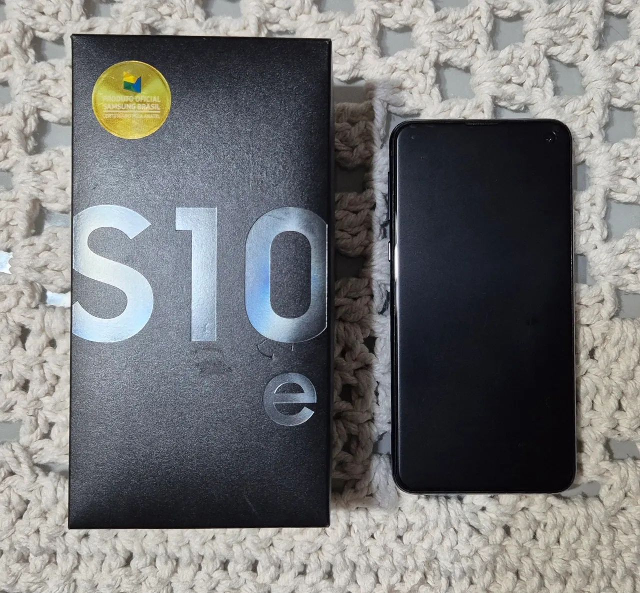 Samsung Galaxy S10e