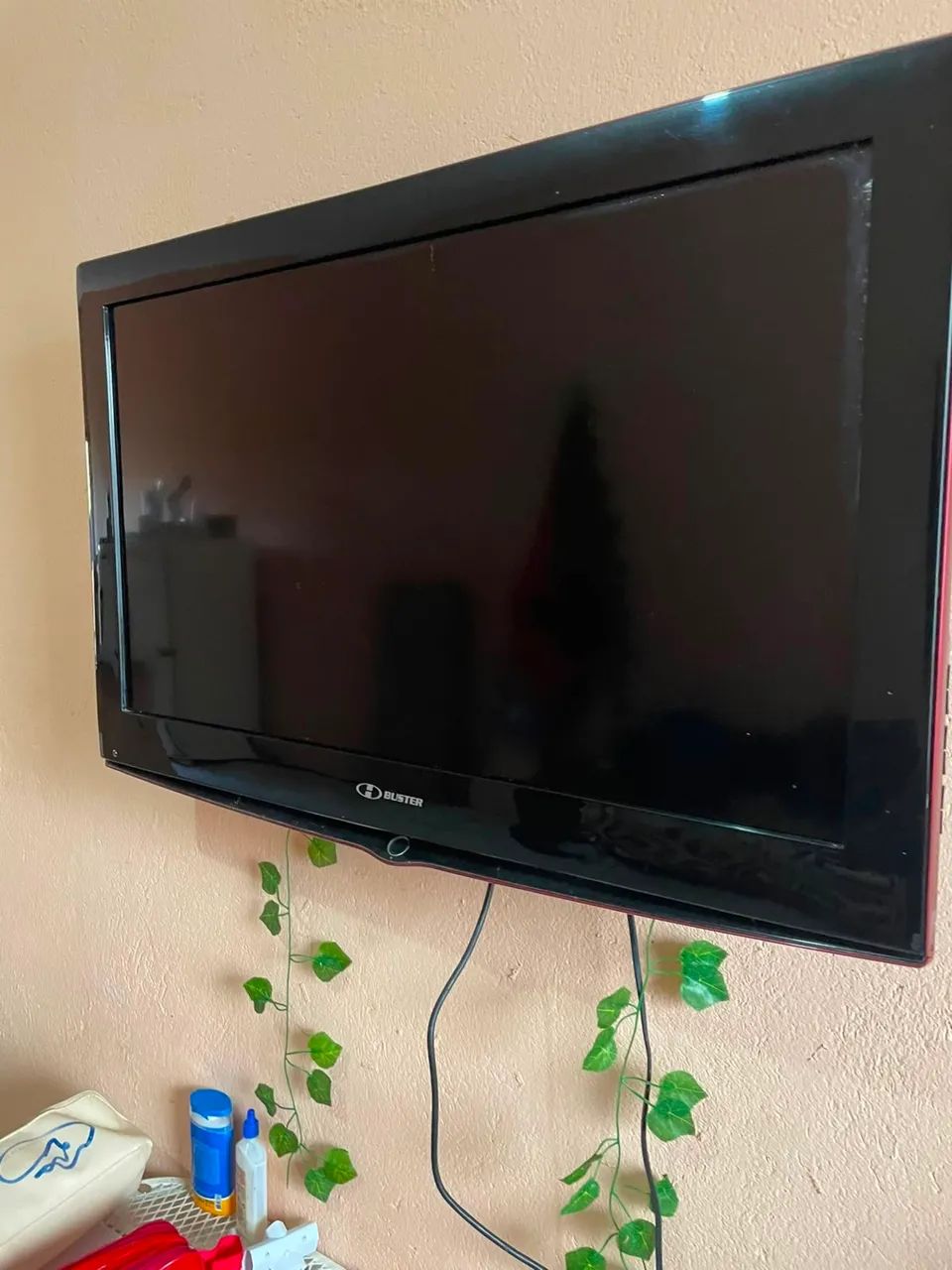Tv Buster 32 polegadas (com avarias)