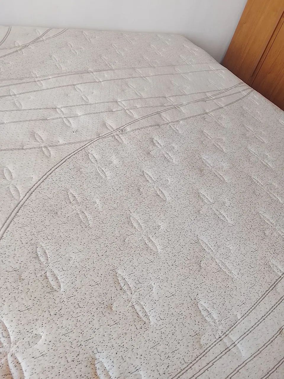 Vende-se cama box king - Foto 4