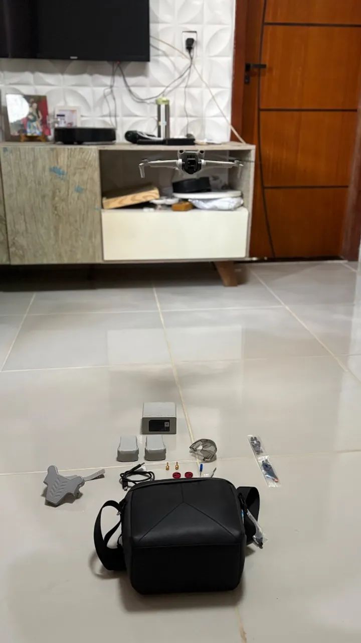 Drone DJI MINI 3 kit FLY MORE COMBO PLUS - Foto 2