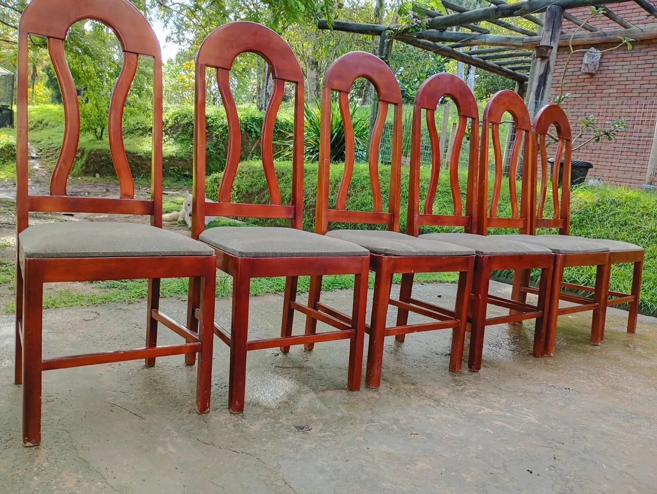 Cadeiras maciças
