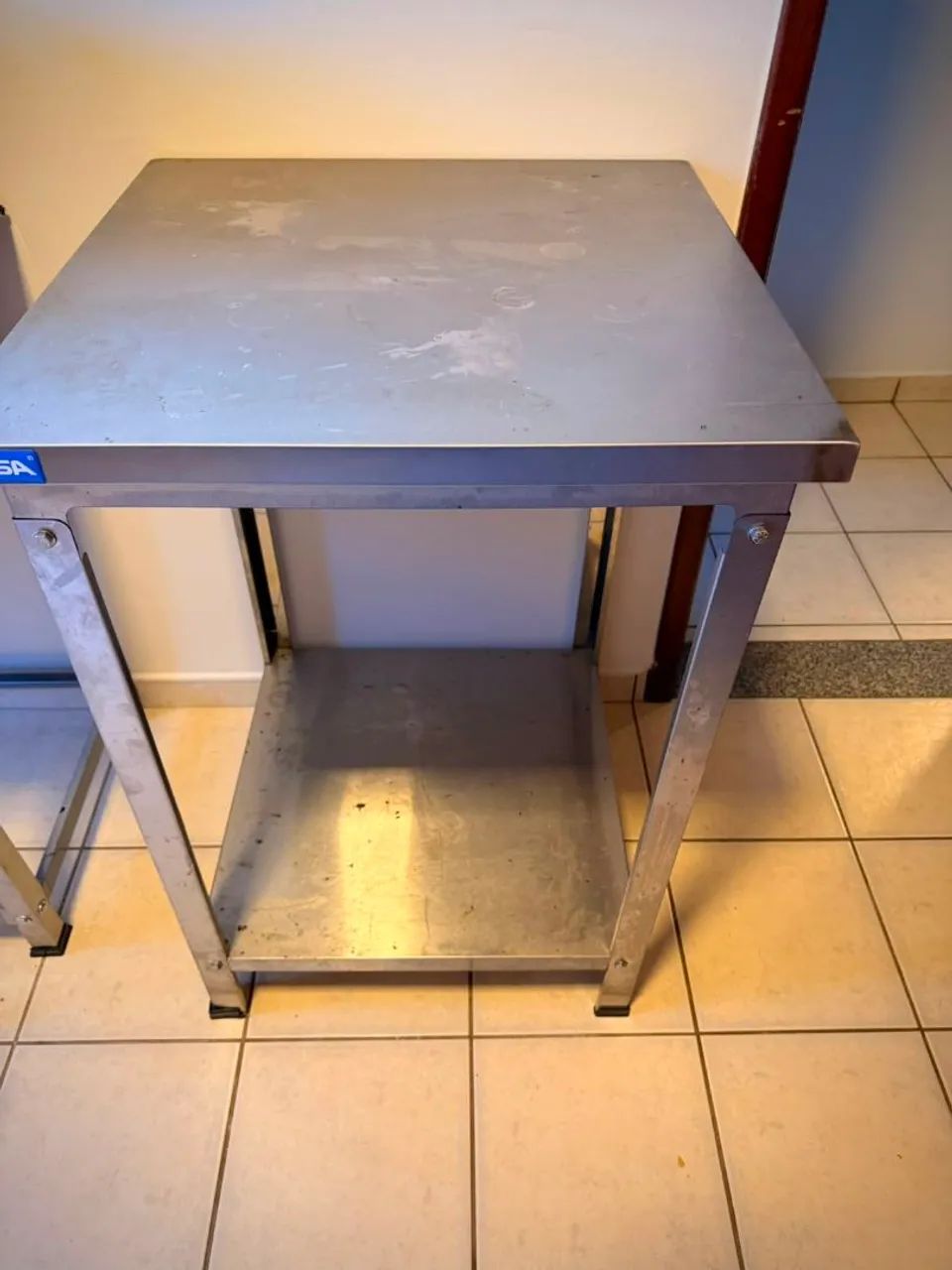 MESA INOX