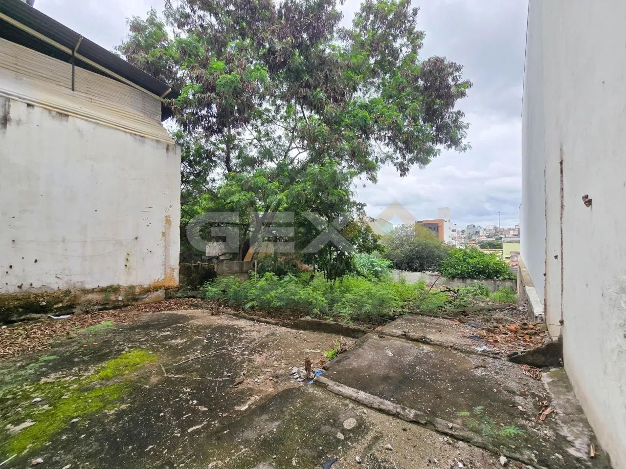Terreno à venda no Centro com 470 m². - Foto 2