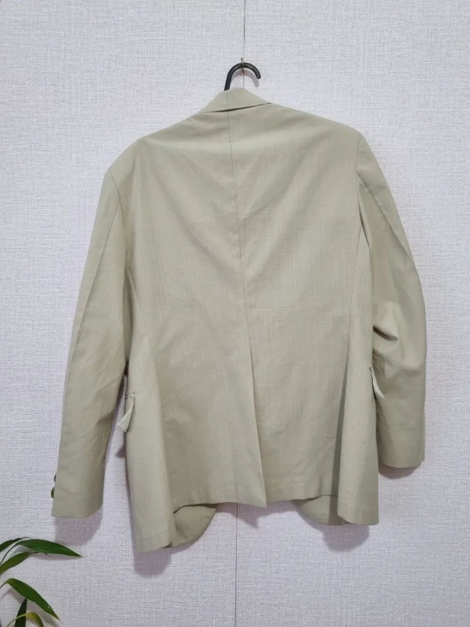 BLAZER BEGA COM BROCHE DOURADO - Foto 3