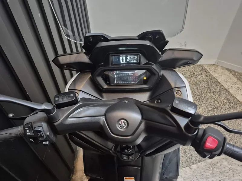 Yamaha XMax 250 cc  - Foto 5