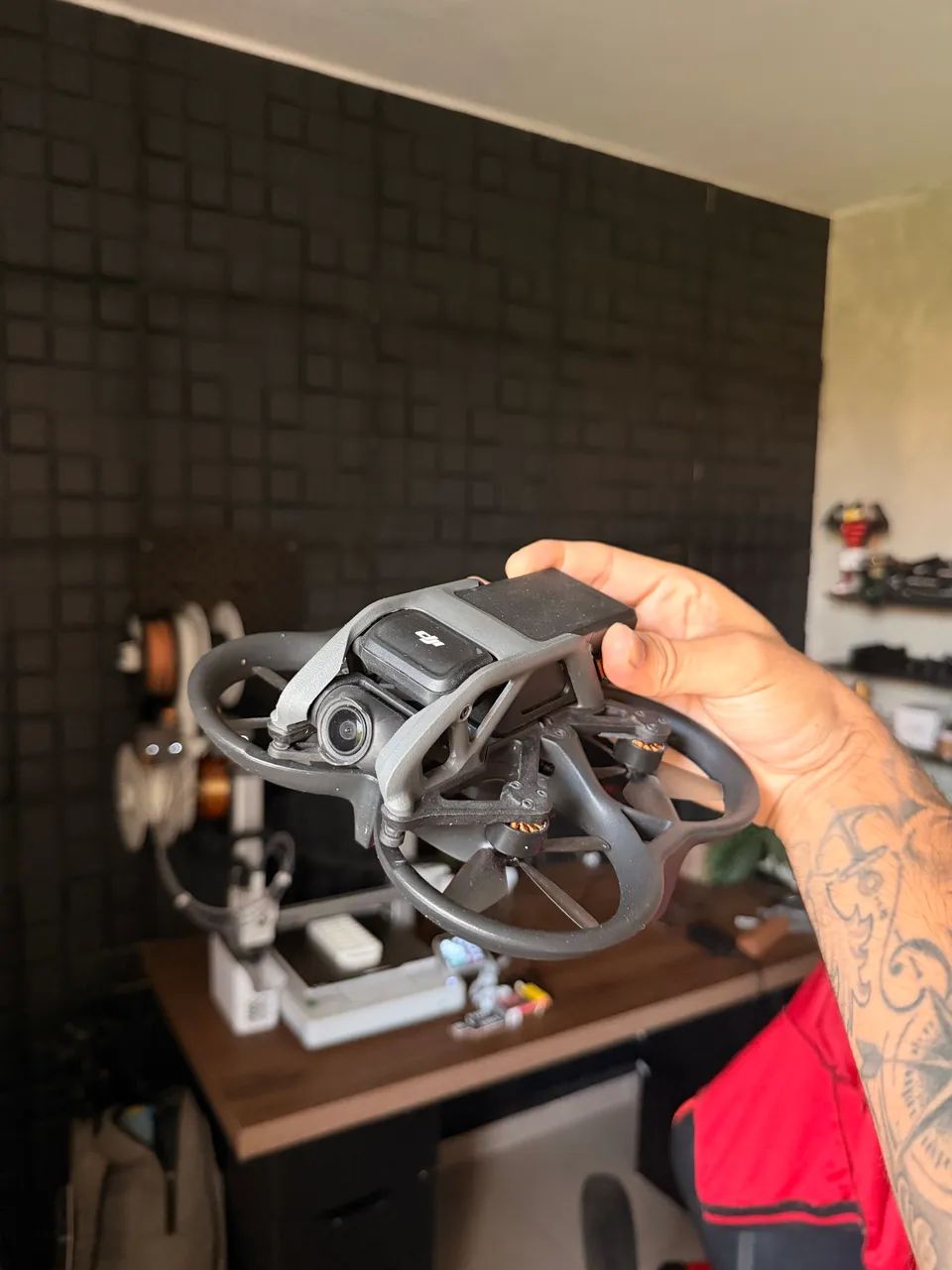 Drone DJI Avata Pro-View Combo (DJI Goggles 2 + RC Motion 2) - Impecável na Caixa - Foto 2