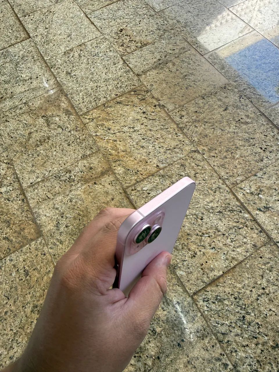 iPhone 15 Rosa 128GB com caixa - Foto 2