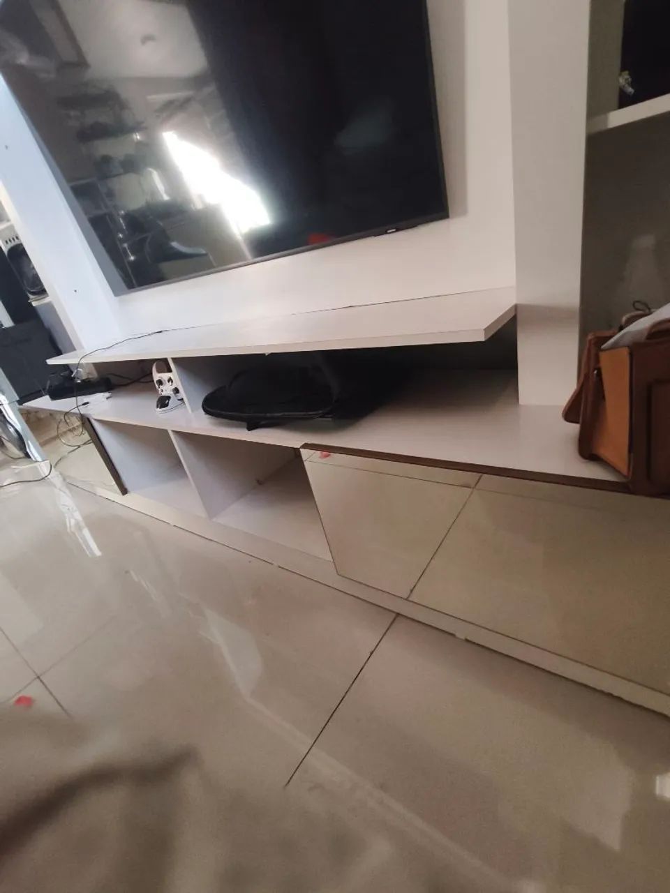 vendo painel para tev até 65 polegadas usado poucos detalhes  - Foto 3