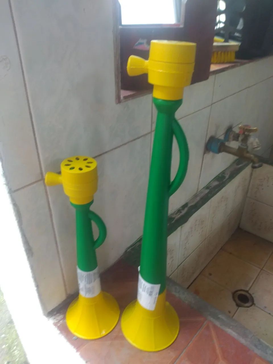 Kit com duas cornetas