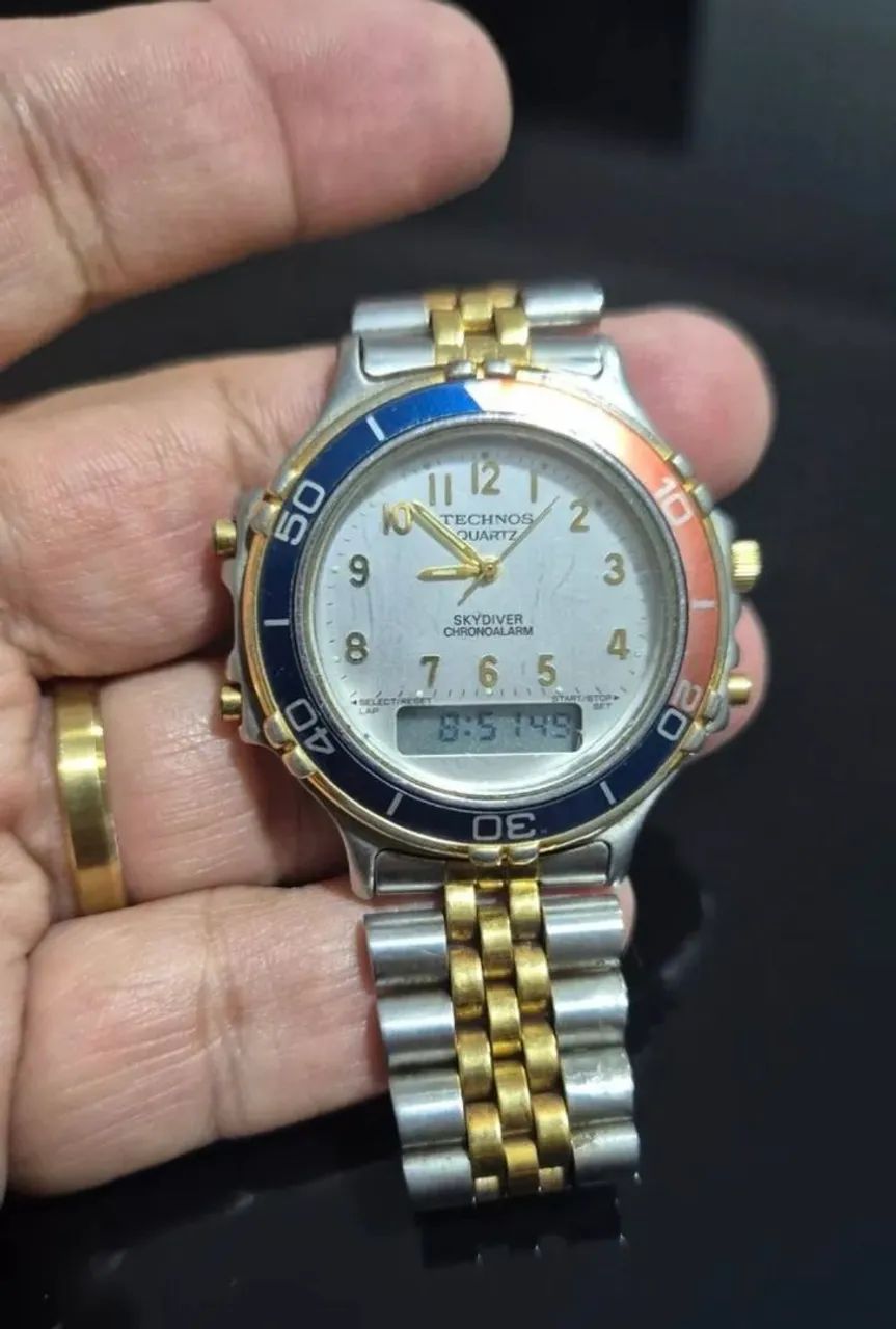 Relógio TECHNOS SKYDIVER CHRONOALARM  -  DÉCADA DE 80