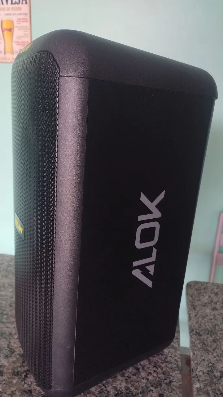 Caixa de som alok