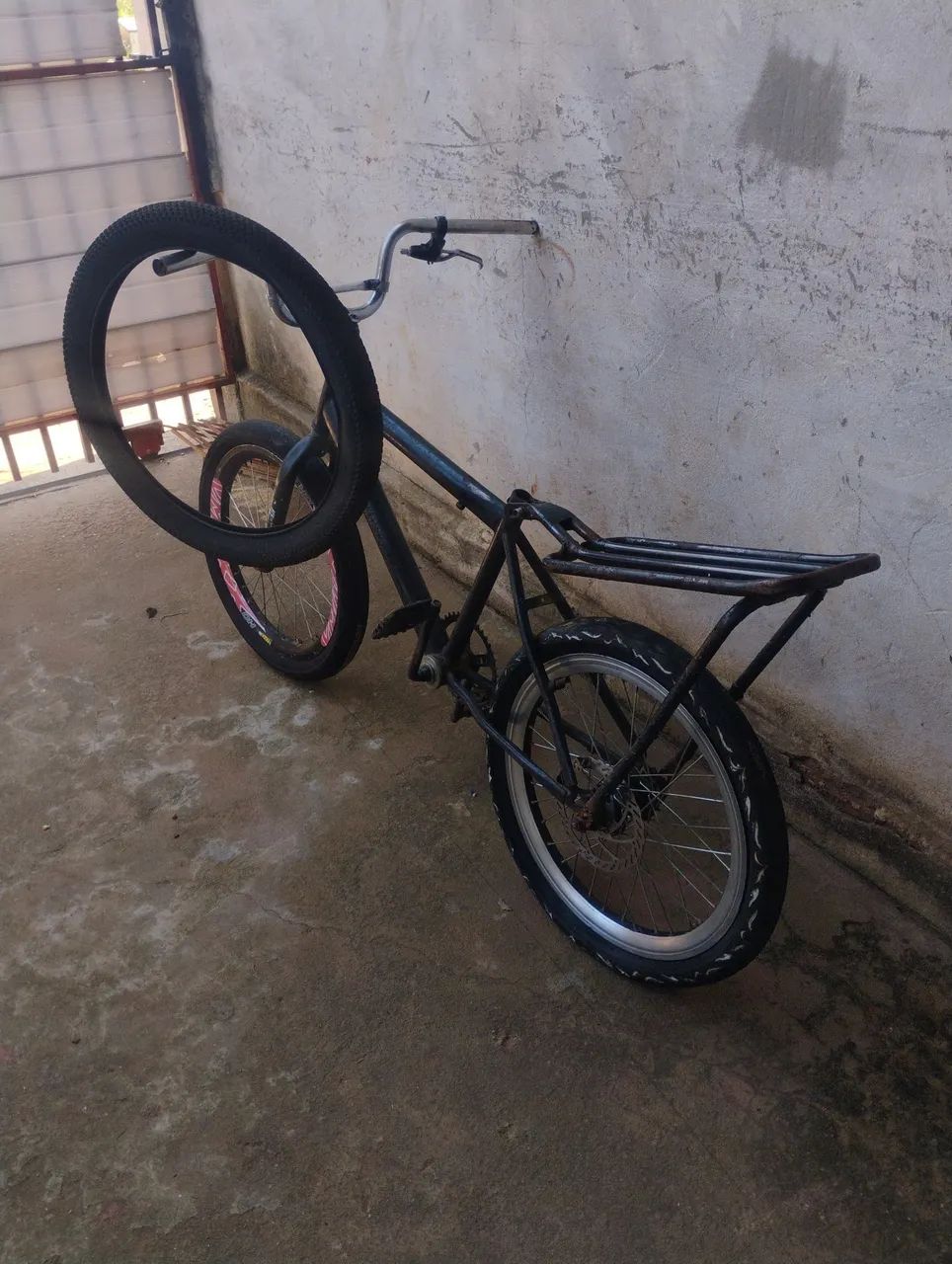 Vende-se montadinha aro 20 