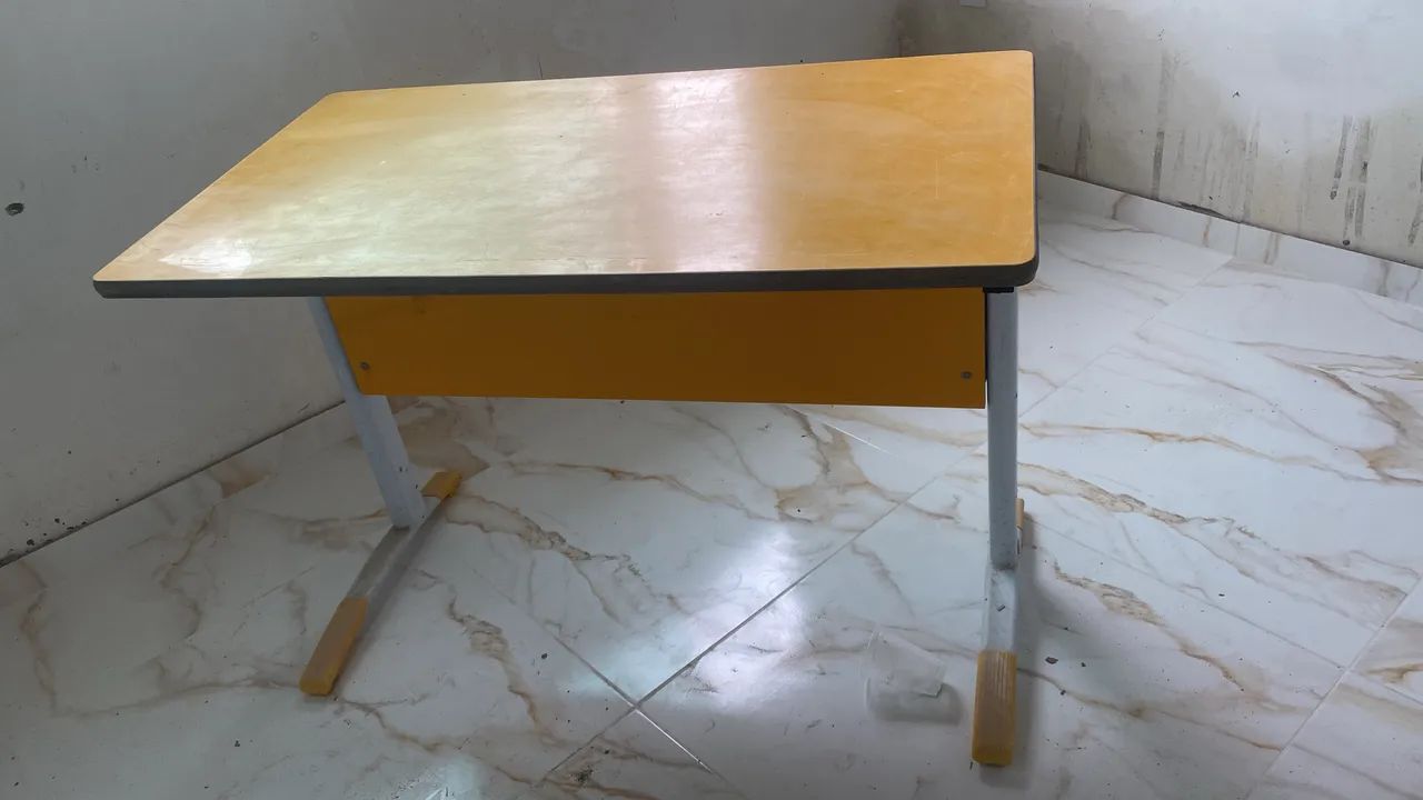 Mesa escrivaninha em MDF - Foto 3