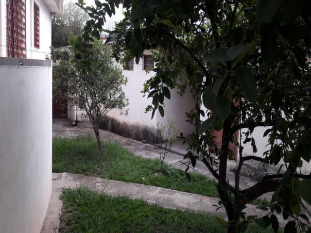 Casa com 04 quartos 02 vagas e ótima localização - Foto 17