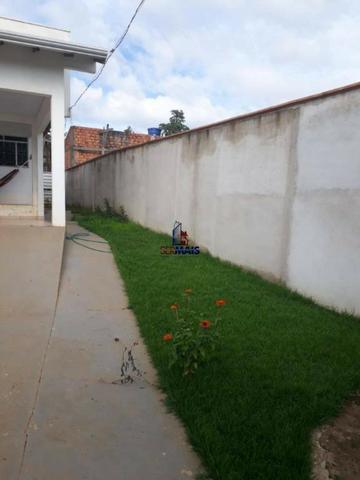 Excelente Casa em alvenaria à venda na Rua Rondônia no bairro Jardim dos Migrantes - Foto 3