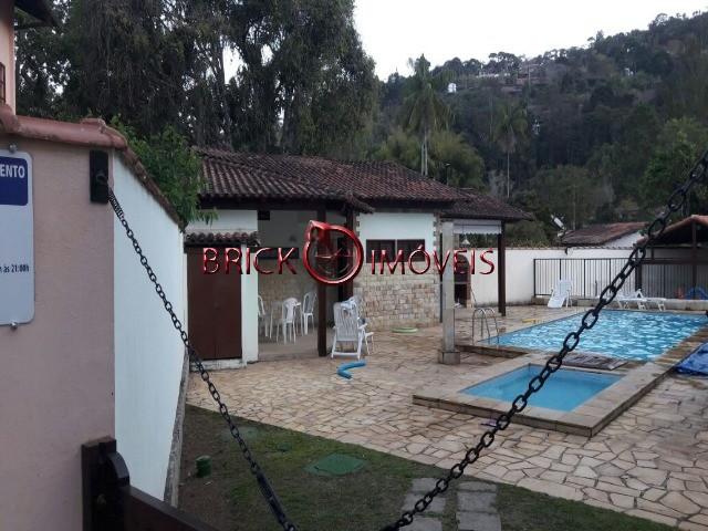 Linda casa duplex em bairro nobre de Teresópolis - Foto 17