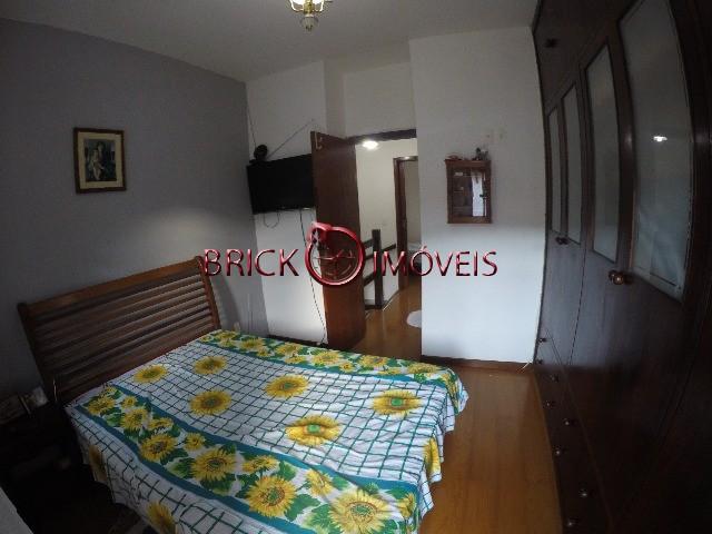 Linda casa duplex em bairro nobre de Teresópolis - Foto 14