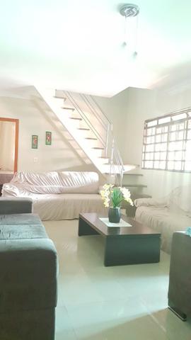 Excelente Oportunidade!! Casa com dois pavimentos - Foto 8