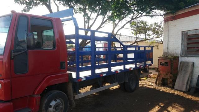 Carroceria para gas GLP 5,5 mts