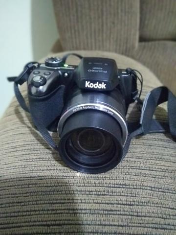 Câmera fotográfica Kodak Az 501. / Modo Pet / 180° Panorâmica / 50 X Zoom Óptico