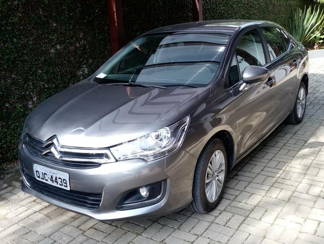 Vendo C4 Lounge THP semi-novo - Foto 8