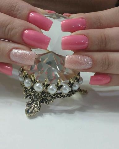 Precisamos Manicure