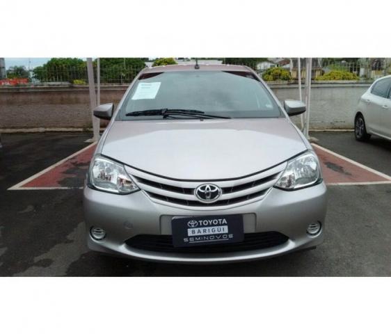 TOYOTA ETIOS SEDAN X 1.5 16V AT FLEX Prata 2016/2017 - Foto 8