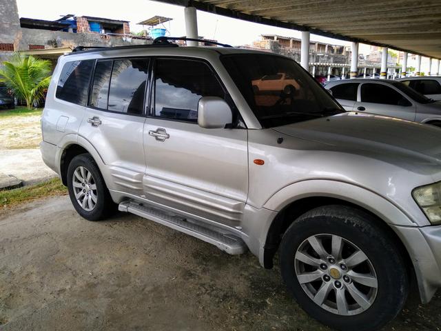 Pajero Full