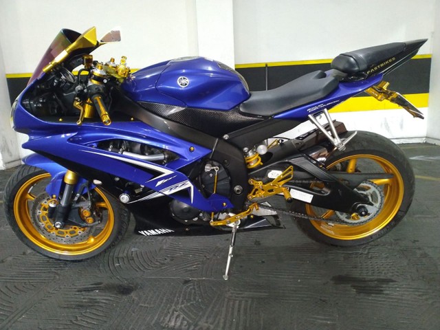 MOTO YAMAHA R6 600 2008