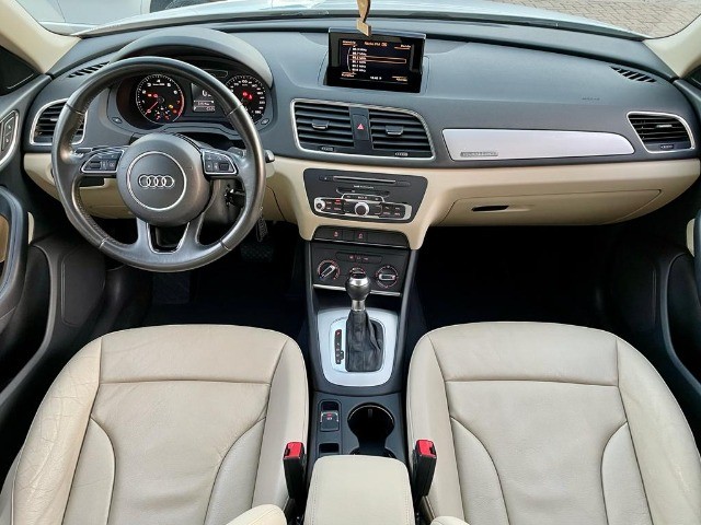 Audi Q3 2.0 Tfsi Attraction | 4x4 | Interior caramelo - Foto 3