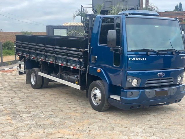 FORD CARGO 1119 ANO 2015