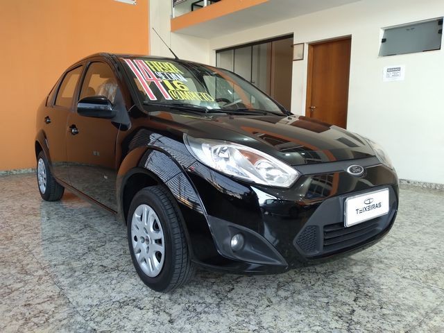 FORD FIESTA SEDAN 1.6 ROCAM SE SEDAN 8V