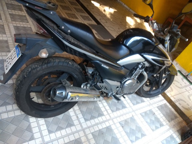 VENDO SUZUKI INAZUMA 2016, MUITO NOVA