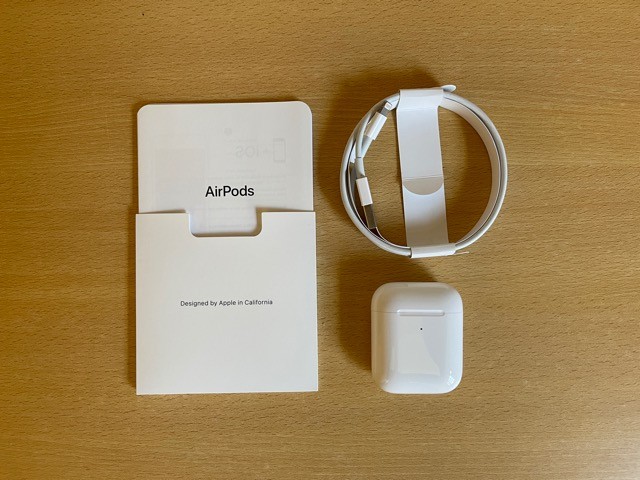 Apple AirPods 2ª Geração com carregamento sem fio indução - Celulares e  telefonia - Centro, Pelotas 1006359430 | OLX