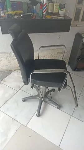 Cadeira de barbeiro marri  +26 anúncios na OLX Brasil