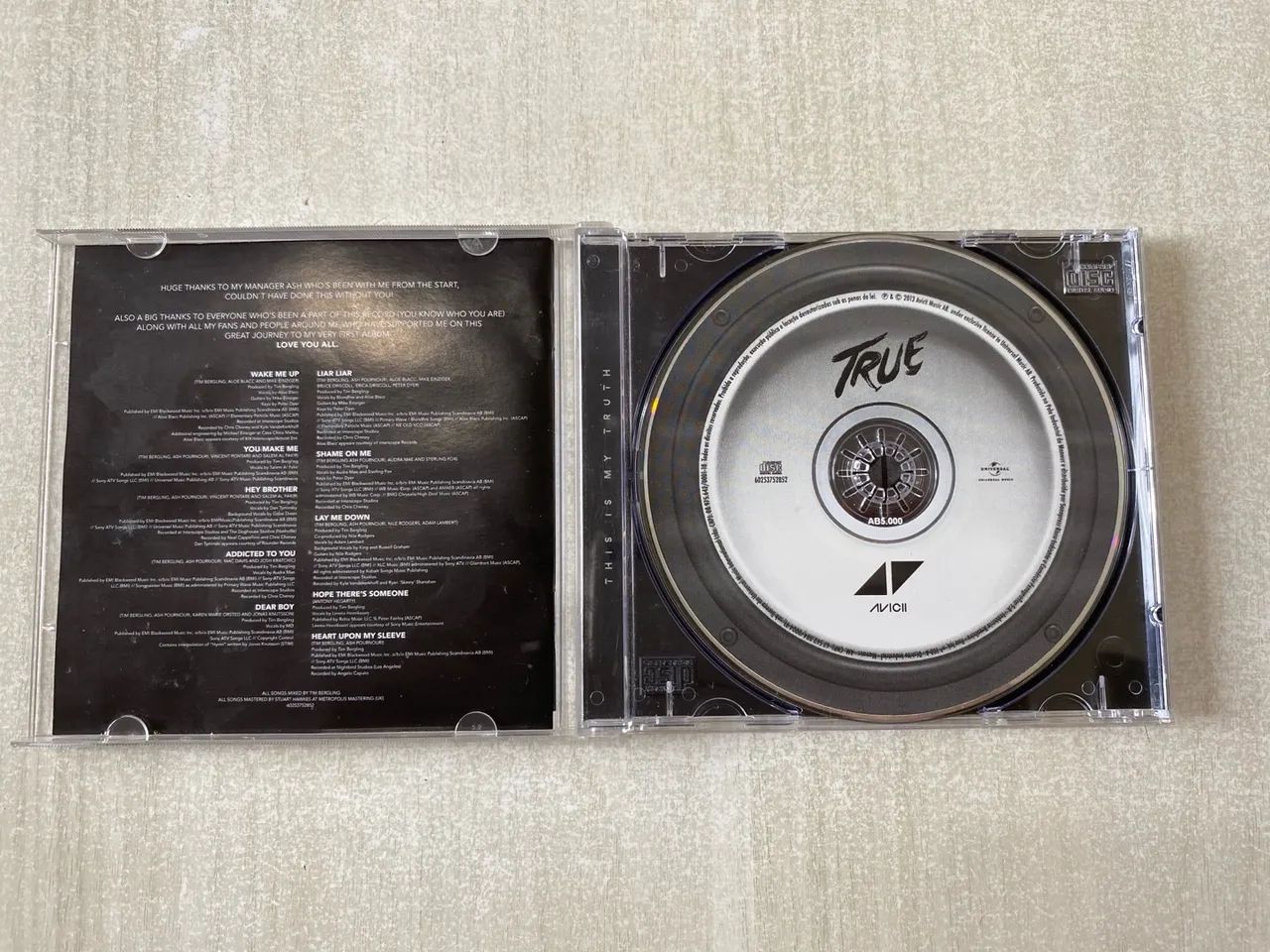 CD True AVICII64639806622081121