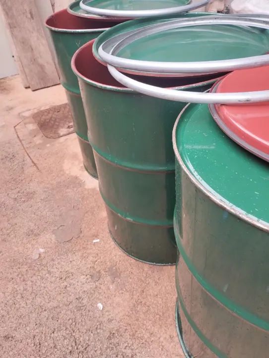 Tambores de metal 200 litros