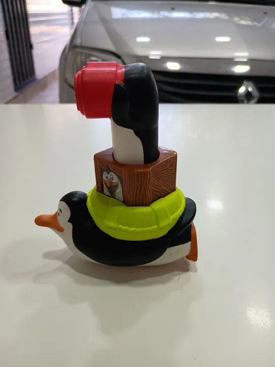 Binóculo os pinguins de Madagascar 