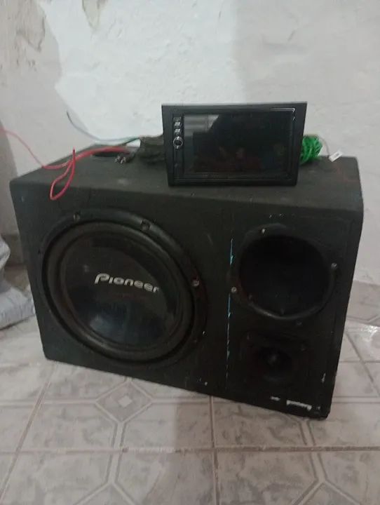 Caixa de Som Pioneer com Subwoofer