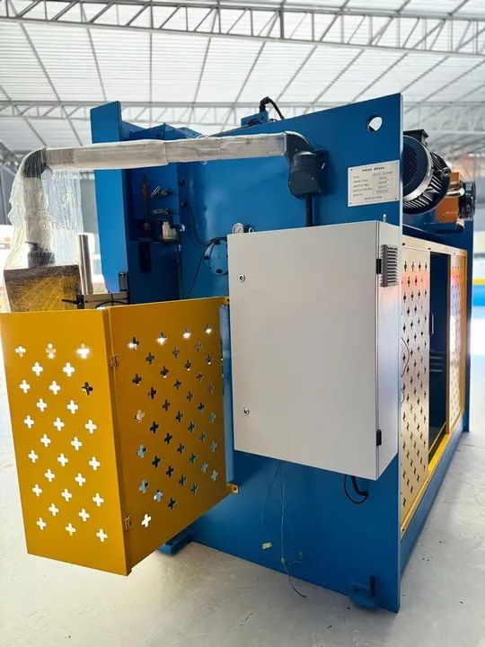 Dobradeira CN Metamak 3.00MT - Foto 2