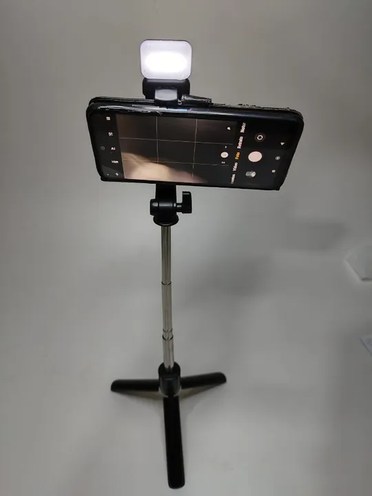 bastão de selfie e tripe para celular
