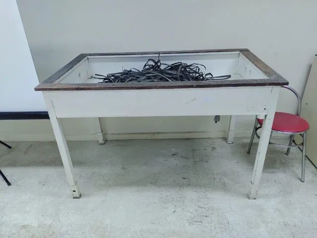 Mesa p/ ver projetos e plantas arquiteto, bom estado.