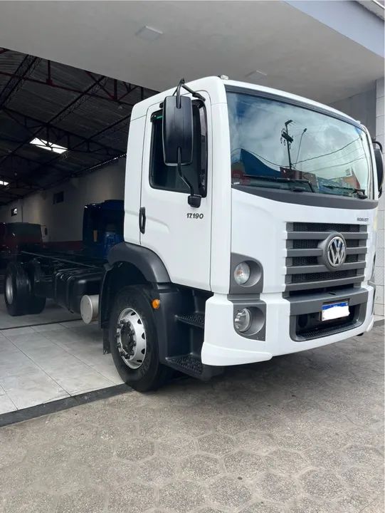Volkswagen 17190  Ano: 2022