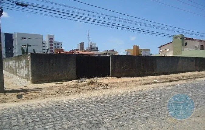EXCELENTE TERRENO EM LAGOA NOVA