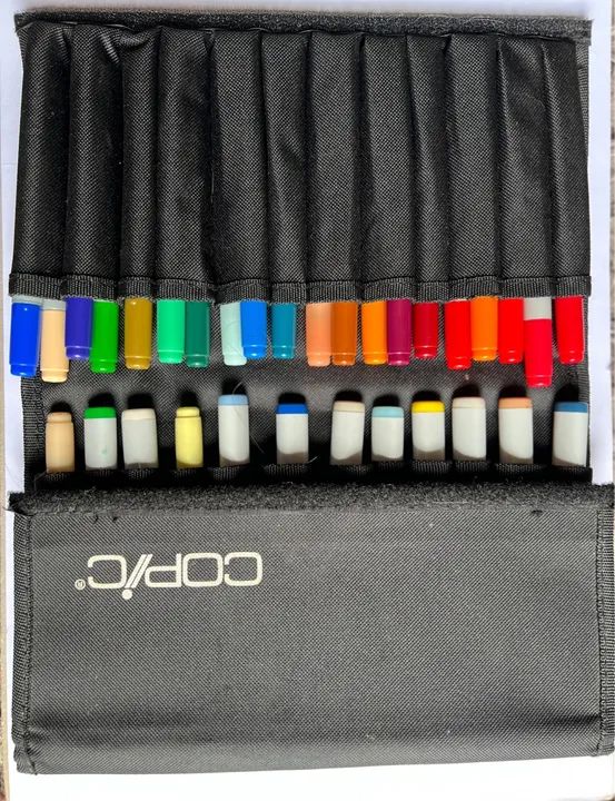 Canetas Copic originais - 32 cores + 4 Refiz - Foto 2