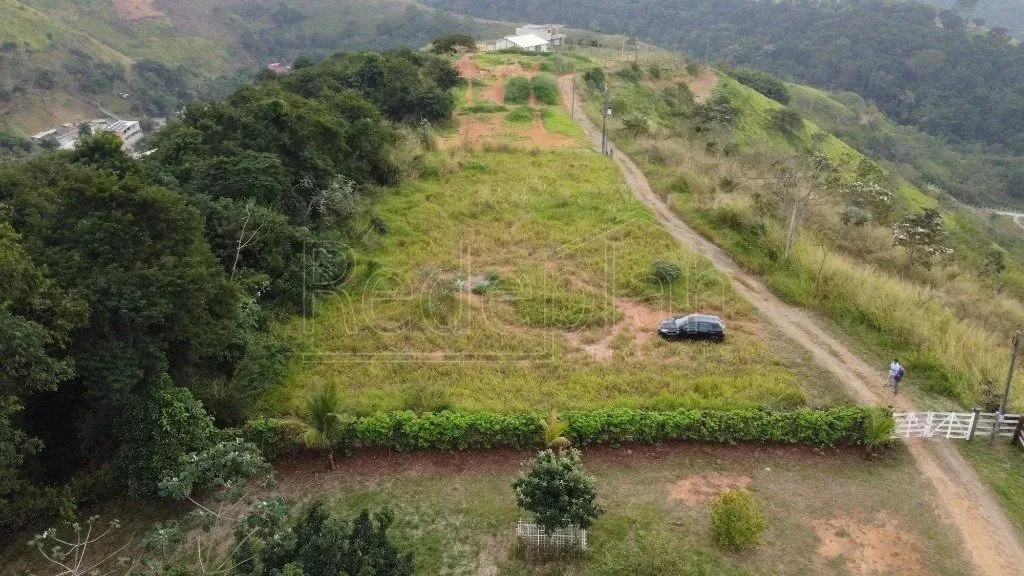 Lote a venda em Condomínio fechado de Chácaras, no Bairro São Luiz em Volta Redonda-RJ