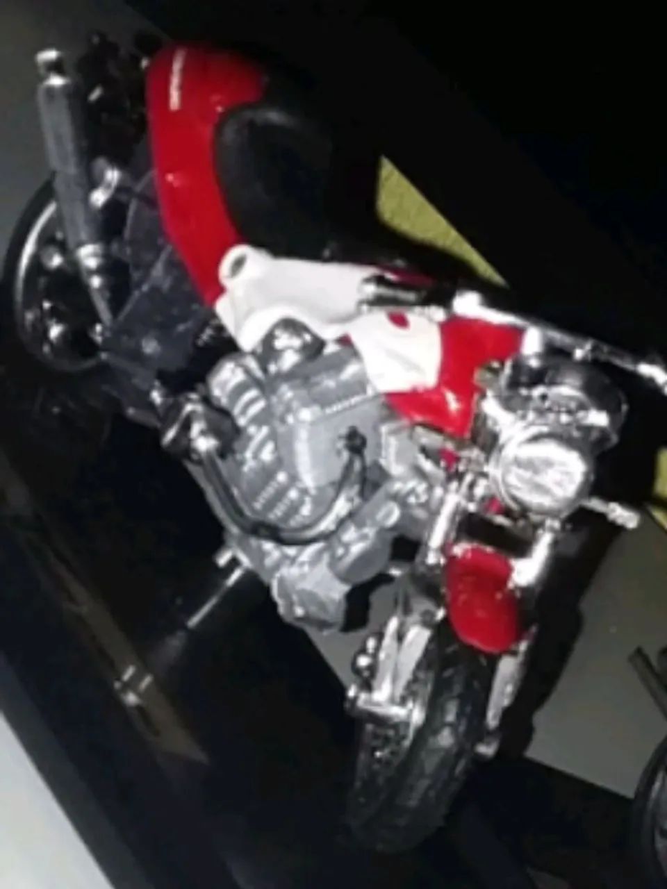 Moto Guzzi 1/18 Special Edition - Foto 3