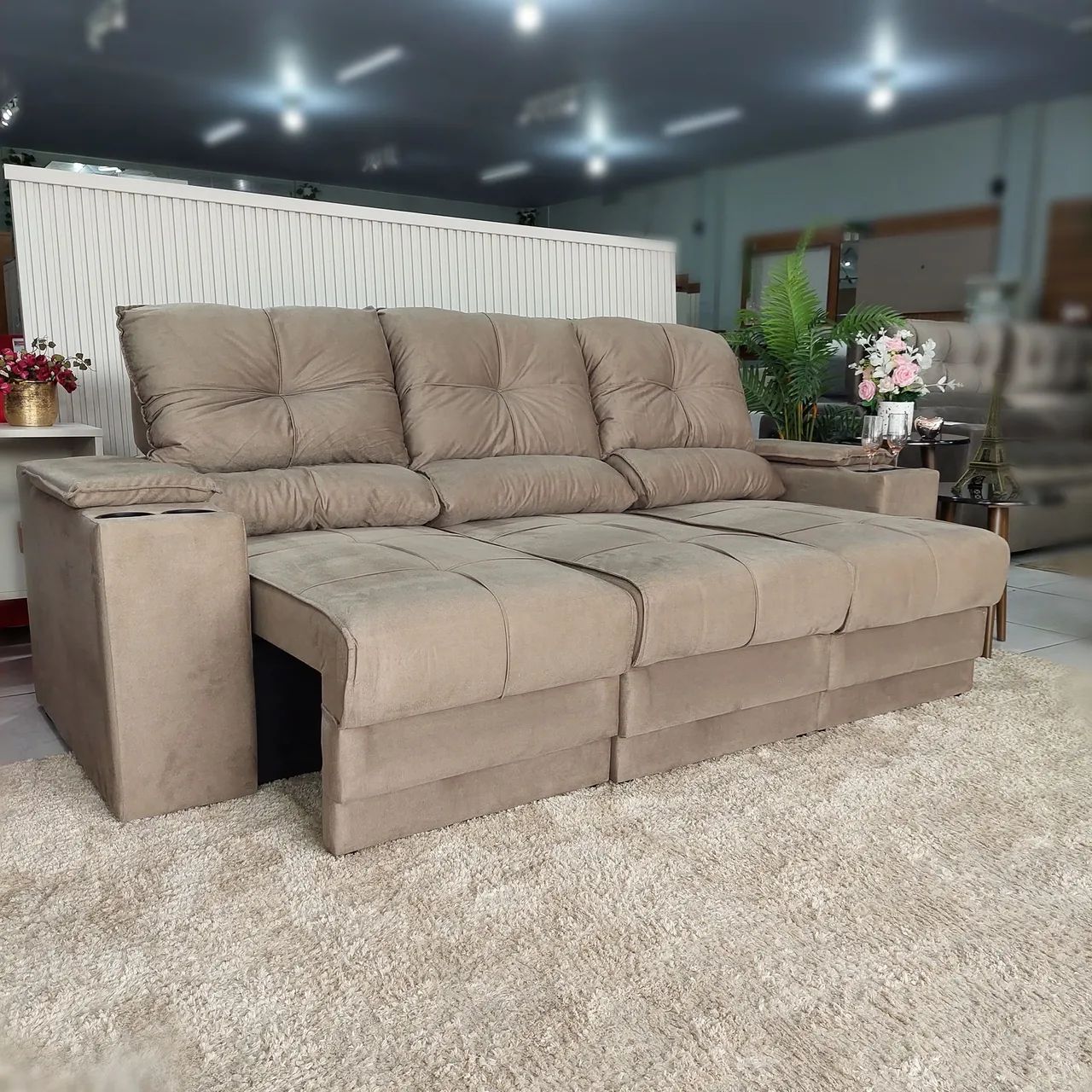 SOFÁ NERO 3 LUGARES 