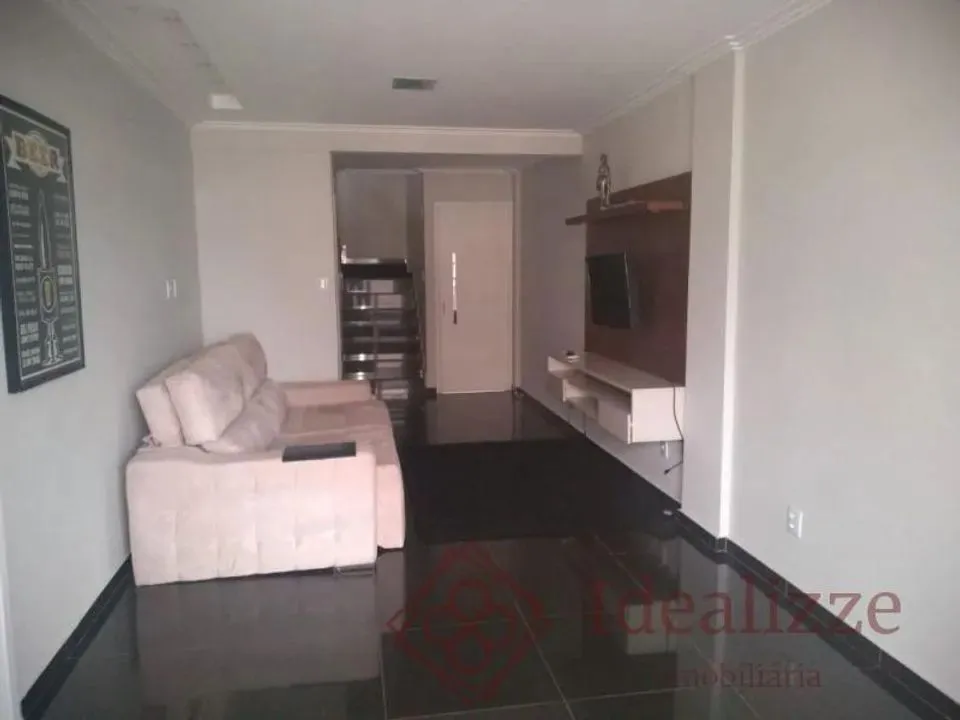 Apartamento para Venda em Volta Redonda / RJ no bairro Aterrado