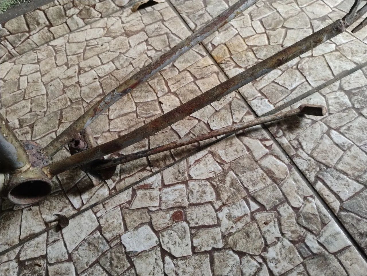 Quadro com garfo e pezinho usado  - Foto 4